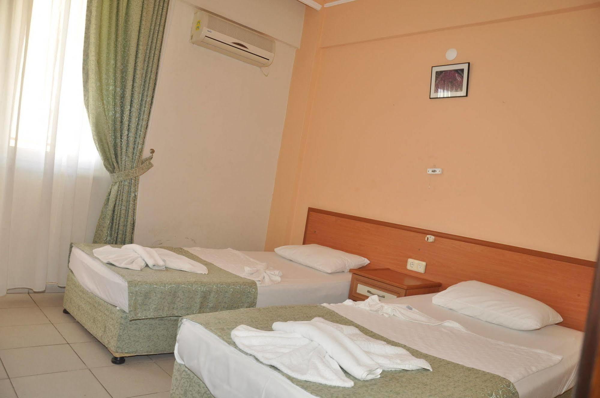 Hotel Kleopatra Alis Alanya Esterno foto