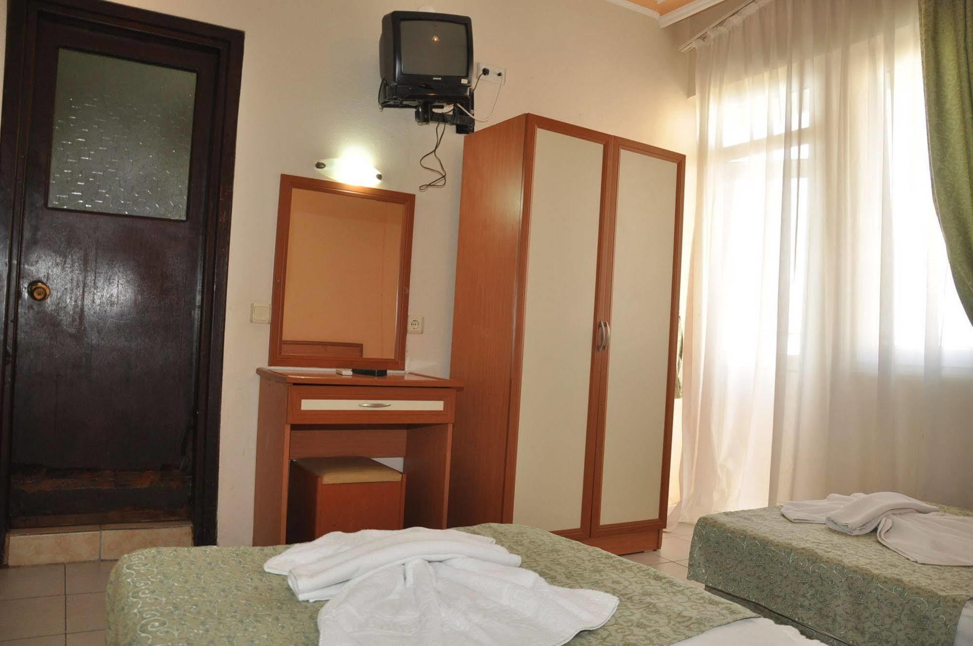 Hotel Kleopatra Alis Alanya Esterno foto